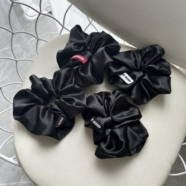 Fascia per capelli nera Miu Miu 1 pezzo/borsa semplice (17FYD)