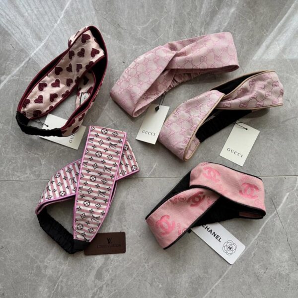 Cerchietto per capelli rosa di grande marca, 1 pezzo in una semplice borsa (8B09K)