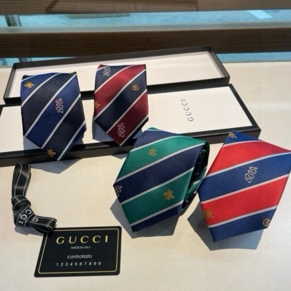 repliche,replica,perfette,siti di,affidabili,migliori siti,dove comprare,1:1,scarpe da ginnastica Collezione di cravatte Gucci da uomo (4UY98)
