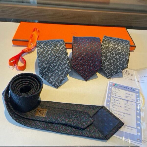 repliche,replica,perfette,siti di,affidabili,migliori siti,dove comprare,1:1,scarpe da ginnastica Nuova serie di cravatte da uomo Hermès in twill di seta di altissima qualità al 100%, personalizzazione fatta a mano (LQTCF)