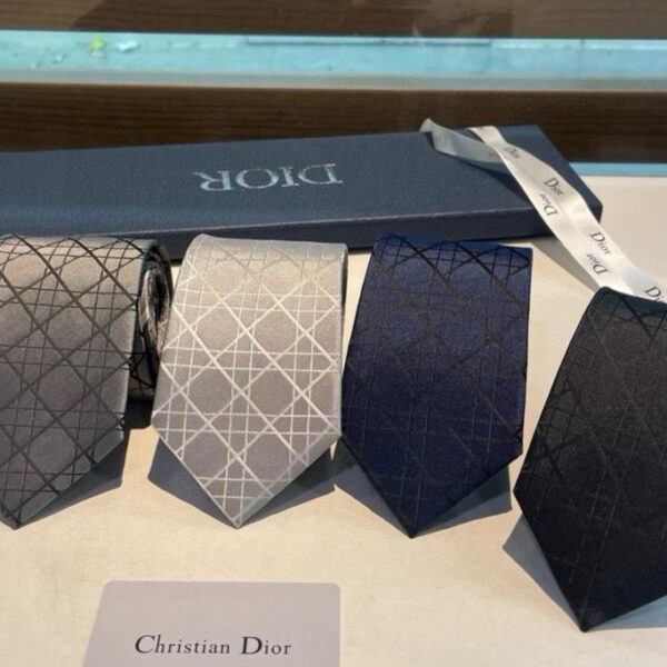 Dior New Tie Cravatta Dior da uomo CD (TYU3R)