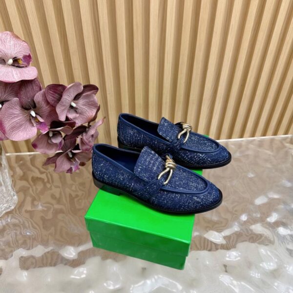 Mocassini Astaire da donna con fibbia in pelle BOTTEGA VENET (K5O)