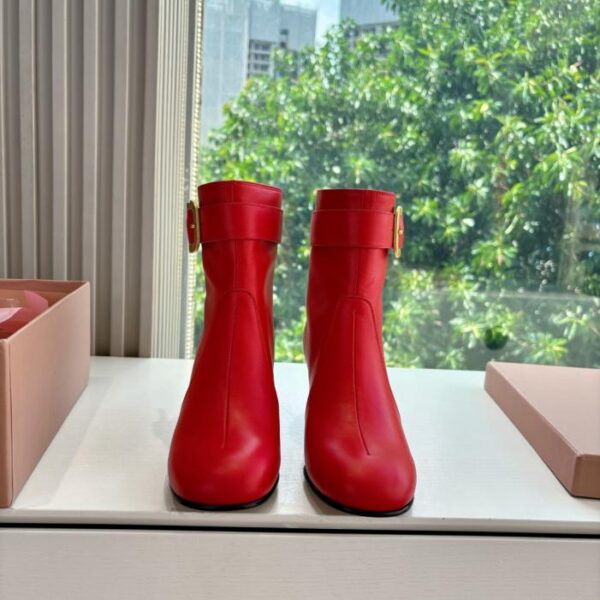 repliche,replica,perfette,siti di,affidabili,migliori siti,dove comprare,1:1,scarpe da ginnastica Stivali da passerella autunno/inverno G126 MIUMIU 25 (Q95)