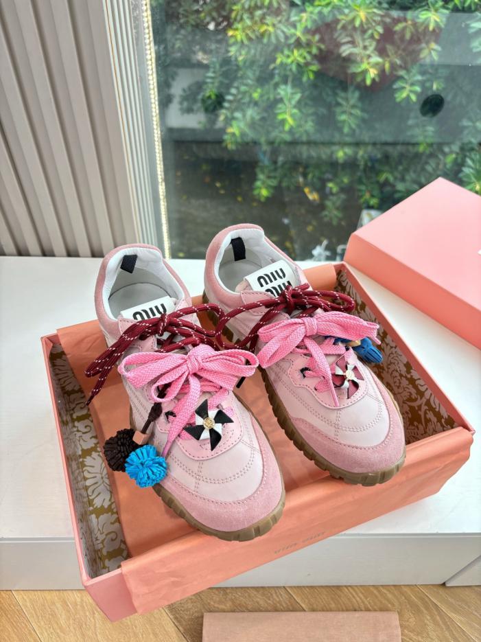 repliche,replica,perfette,siti di,affidabili,migliori siti,dove comprare,1:1,scarpe da ginnastica MiuMiu nuove scarpe color biscotto Forrest Gump scarpe casual sportive (793DU) repliche,replica,perfette,siti di,affidabili,migliori siti,dove comprare,1:1,scarpe da ginnastica MiuMiu nuove scarpe color biscotto Forrest Gump scarpe casual sportive (793DU)