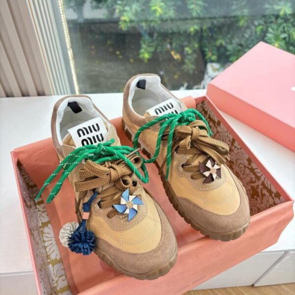 repliche,replica,perfette,siti di,affidabili,migliori siti,dove comprare,1:1,scarpe da ginnastica MiuMiu nuove scarpe color biscotto Forrest Gump scarpe casual sportive (O3B5Z)