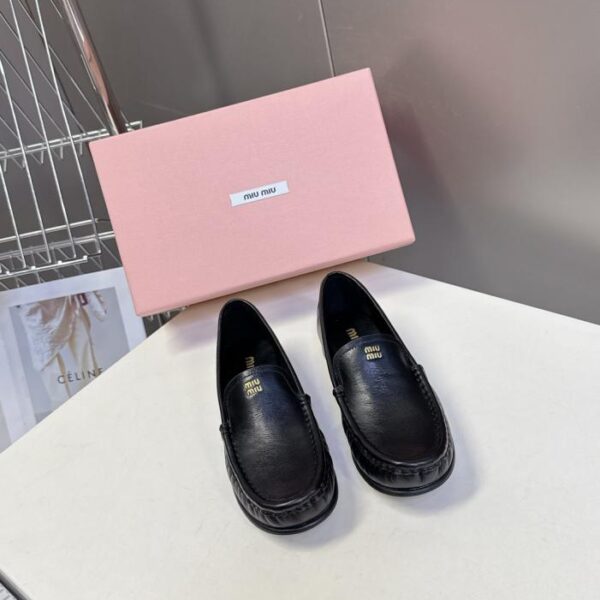 repliche,replica,perfette,siti di,affidabili,migliori siti,dove comprare,1:1,scarpe da ginnastica Mocassini modello autunno-inverno di MiuMiu (N0X)