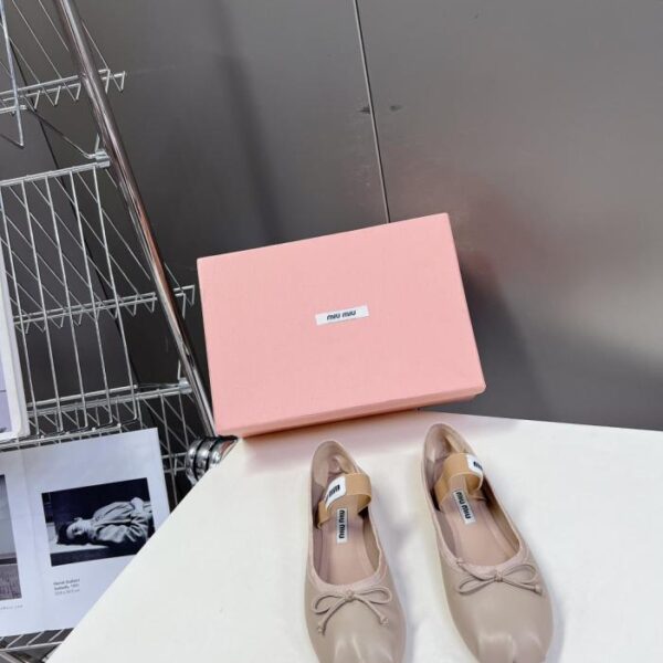 repliche,replica,perfette,siti di,affidabili,migliori siti,dove comprare,1:1,scarpe da ginnastica Scarpe da ballo classiche MiuMiu (7SHXE)