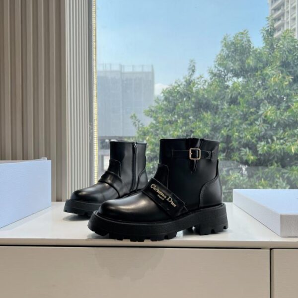 repliche,replica,perfette,siti di,affidabili,migliori siti,dove comprare,1:1,scarpe da ginnastica Stivaletti Chelsea autunno/inverno G133 Miss Dior (5RFT1)