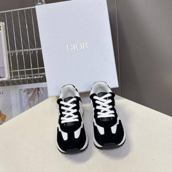 repliche,replica,perfette,siti di,affidabili,migliori siti,dove comprare,1:1,scarpe da ginnastica Le ultime scarpe casual Forrest Gump di Dior (XM97Z)