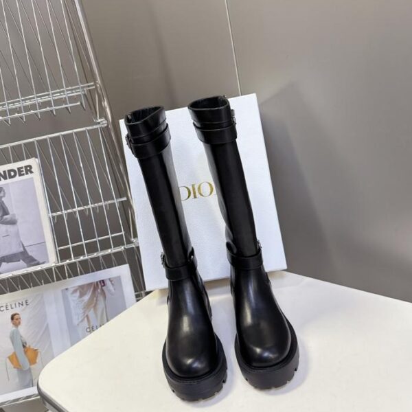 repliche,replica,perfette,siti di,affidabili,migliori siti,dove comprare,1:1,scarpe da ginnastica L’ultimo modello di stivali Martin (CR5) della passerella autunnale e invernale di Dior
