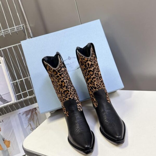 repliche,replica,perfette,siti di,affidabili,migliori siti,dove comprare,1:1,scarpe da ginnastica Gli ultimi stivali da cowboy western autunnali e invernali di PRADA, stivali da mago (UGKQU)