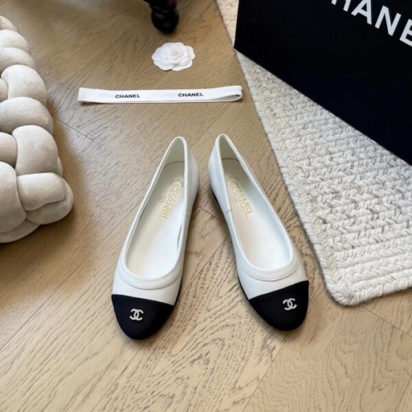repliche,replica,perfette,siti di,affidabili,migliori siti,dove comprare,1:1,scarpe da ginnastica Scarpe singole della nuova serie vintage Chanel, versione top (DRI4I)