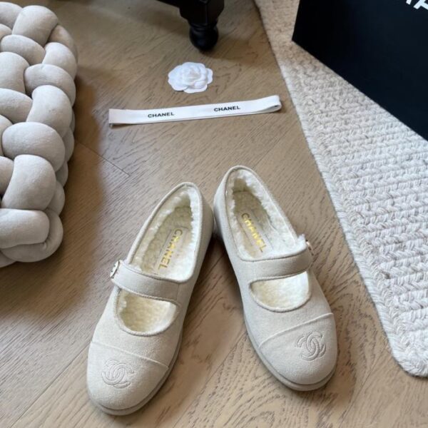 repliche,replica,perfette,siti di,affidabili,migliori siti,dove comprare,1:1,scarpe da ginnastica Chanel 25 Autunno/Inverno Nuovi Mocassini in Lana d’Agnello Edizione Top (A47KW)