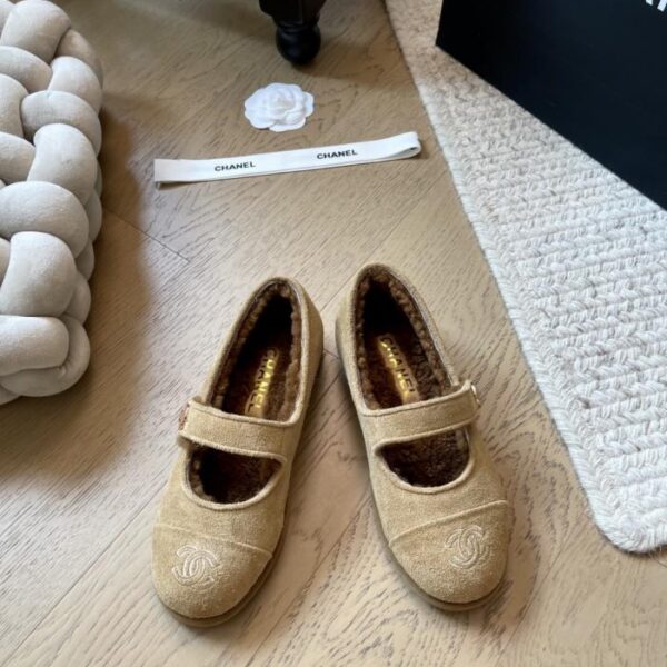 repliche,replica,perfette,siti di,affidabili,migliori siti,dove comprare,1:1,scarpe da ginnastica Chanel 25 Autunno/Inverno Nuovi Mocassini in Lana d’Agnello Top Edition (KX1TD)