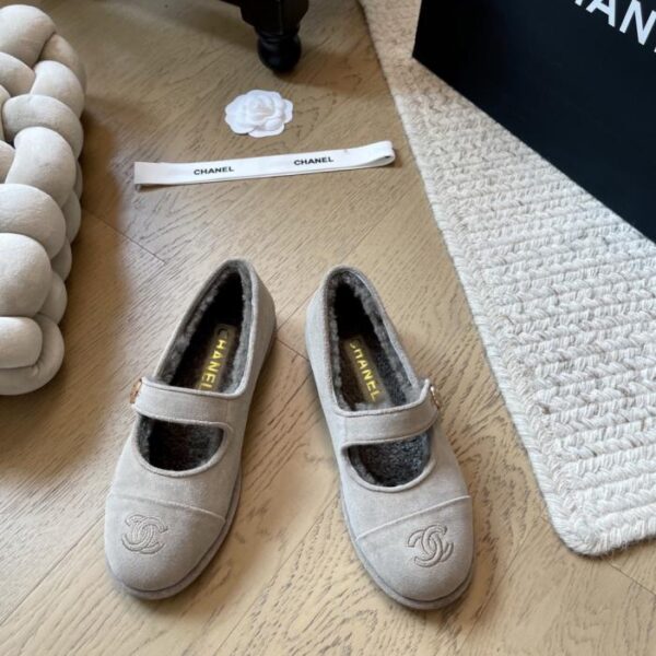 repliche,replica,perfette,siti di,affidabili,migliori siti,dove comprare,1:1,scarpe da ginnastica Chanel 25 Autunno/Inverno Nuovi Mocassini in Lana d’Agnello Top Edition (VLVD8)