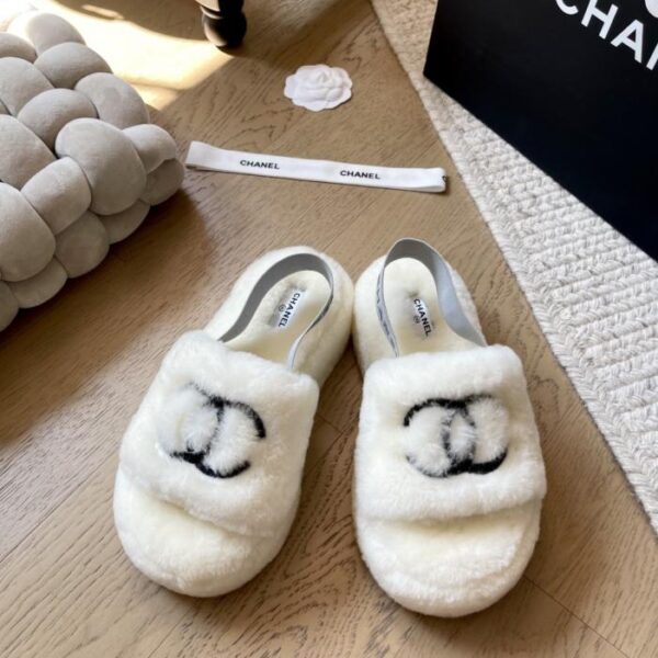 repliche,replica,perfette,siti di,affidabili,migliori siti,dove comprare,1:1,scarpe da ginnastica Pantofole Chanel in lana elasticizzata con suola spessa, nuove, 25k, versione top (OS3UH)