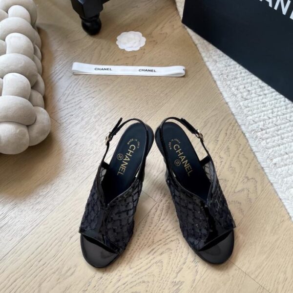 repliche,replica,perfette,siti di,affidabili,migliori siti,dove comprare,1:1,scarpe da ginnastica Chanel 25a nuova serie di sandali con tacco a spillo e tacco alto, versione top (QV61A)
