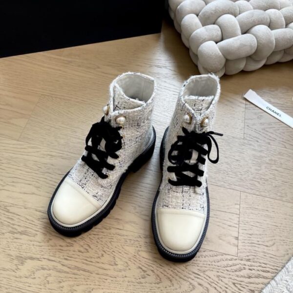 repliche,replica,perfette,siti di,affidabili,migliori siti,dove comprare,1:1,scarpe da ginnastica Chanel 25k nuovi stivaletti Martin versione top (N0BBH)