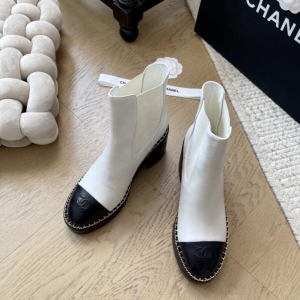 repliche,replica,perfette,siti di,affidabili,migliori siti,dove comprare,1:1,scarpe da ginnastica Chanel 25K autunno e inverno nuovi stivaletti con tacco spesso versione top (KO16L)