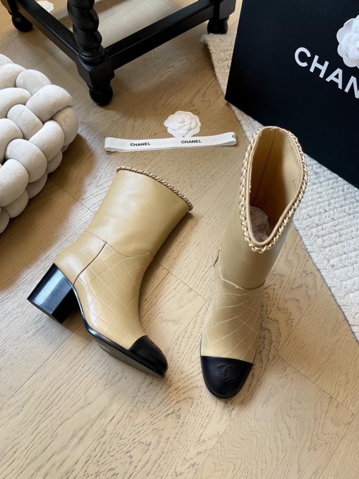 repliche,replica,perfette,siti di,affidabili,migliori siti,dove comprare,1:1,scarpe da ginnastica Chanel 25A nuova serie di stivali con tacco spesso e catena, versione top (JD9DX) repliche,replica,perfette,siti di,affidabili,migliori siti,dove comprare,1:1,scarpe da ginnastica Chanel 25A nuova serie di stivali con tacco spesso e catena, versione top (JD9DX)