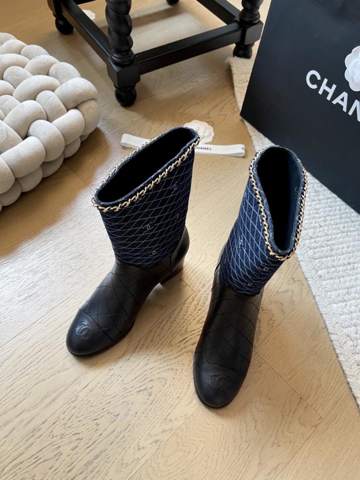repliche,replica,perfette,siti di,affidabili,migliori siti,dove comprare,1:1,scarpe da ginnastica Chanel 25A nuova serie di stivali con tacco spesso e catena, versione top (U1UCF) repliche,replica,perfette,siti di,affidabili,migliori siti,dove comprare,1:1,scarpe da ginnastica Chanel 25A nuova serie di stivali con tacco spesso e catena, versione top (U1UCF)