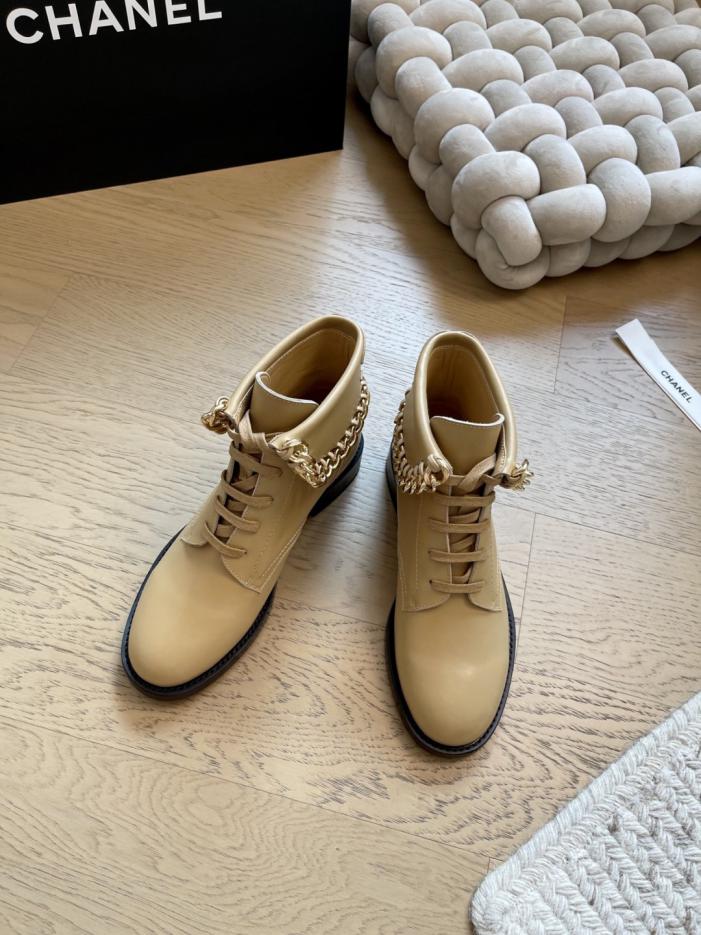 repliche,replica,perfette,siti di,affidabili,migliori siti,dove comprare,1:1,scarpe da ginnastica Chanel 25k autunno e inverno nuovi stivaletti in camoscio con catena versione top (1CRA3) repliche,replica,perfette,siti di,affidabili,migliori siti,dove comprare,1:1,scarpe da ginnastica Chanel 25k autunno e inverno nuovi stivaletti in camoscio con catena versione top (1CRA3)
