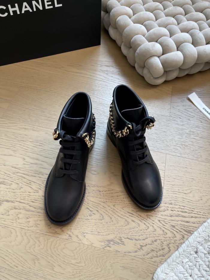repliche,replica,perfette,siti di,affidabili,migliori siti,dove comprare,1:1,scarpe da ginnastica Chanel 25k autunno e inverno nuovi stivaletti in camoscio con catena versione top (5SXBR) repliche,replica,perfette,siti di,affidabili,migliori siti,dove comprare,1:1,scarpe da ginnastica Chanel 25k autunno e inverno nuovi stivaletti in camoscio con catena versione top (5SXBR)