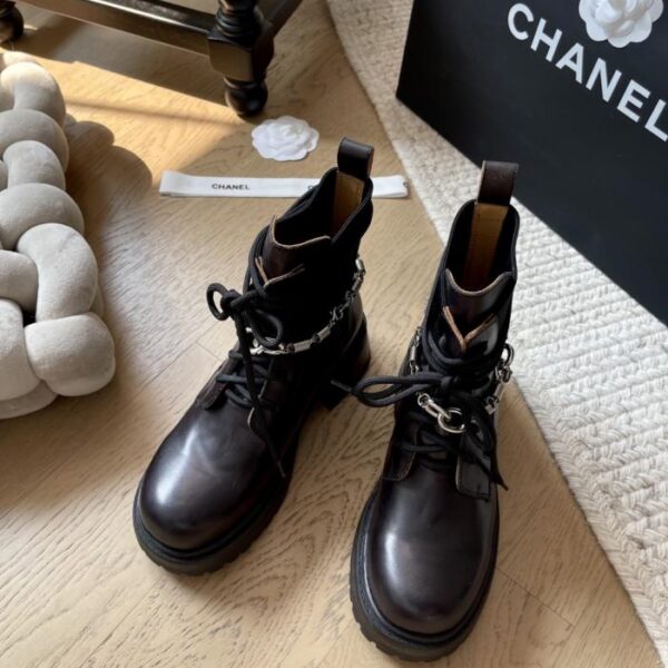 repliche,replica,perfette,siti di,affidabili,migliori siti,dove comprare,1:1,scarpe da ginnastica Stivali Martin Chanel nuovi con suola spessa da 25k, versione top (4HR7K)