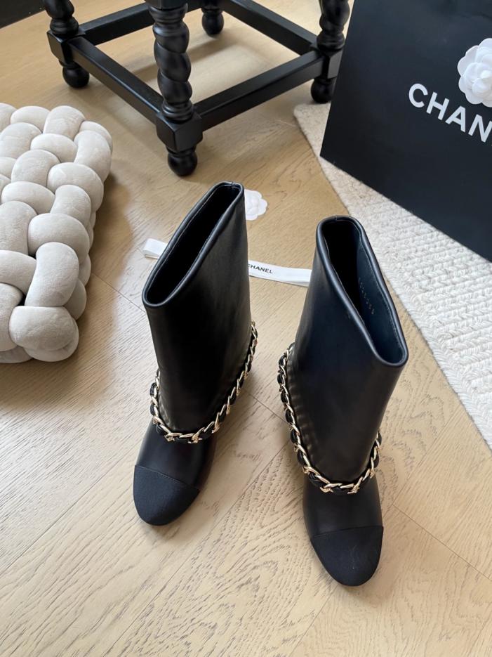 repliche,replica,perfette,siti di,affidabili,migliori siti,dove comprare,1:1,scarpe da ginnastica Chanel 25A New Chain Ankle Boots Series Top Edition (K98OZ) repliche,replica,perfette,siti di,affidabili,migliori siti,dove comprare,1:1,scarpe da ginnastica Chanel 25A New Chain Ankle Boots Series Top Edition (K98OZ)