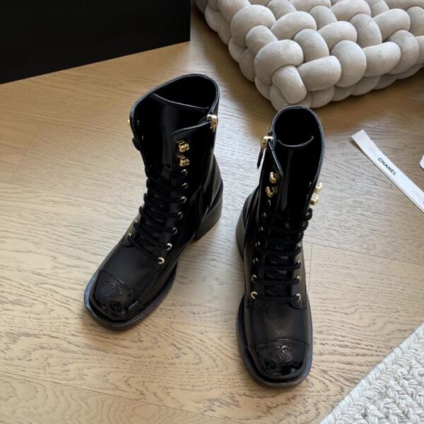 repliche,replica,perfette,siti di,affidabili,migliori siti,dove comprare,1:1,scarpe da ginnastica Chanel 25k autunno e inverno nuovi stivaletti Martin versione top (OHG0B)