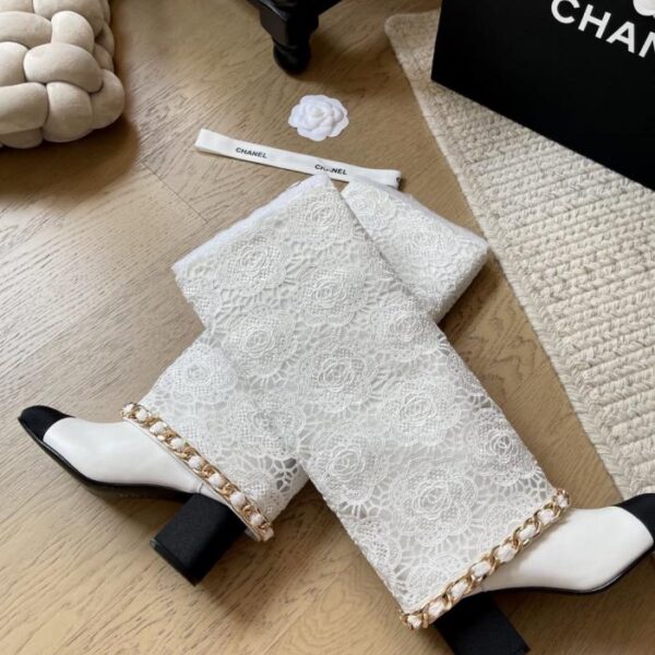 repliche,replica,perfette,siti di,affidabili,migliori siti,dove comprare,1:1,scarpe da ginnastica Chanel 25A nuova serie di stivali a catena versione top (AWMDD)