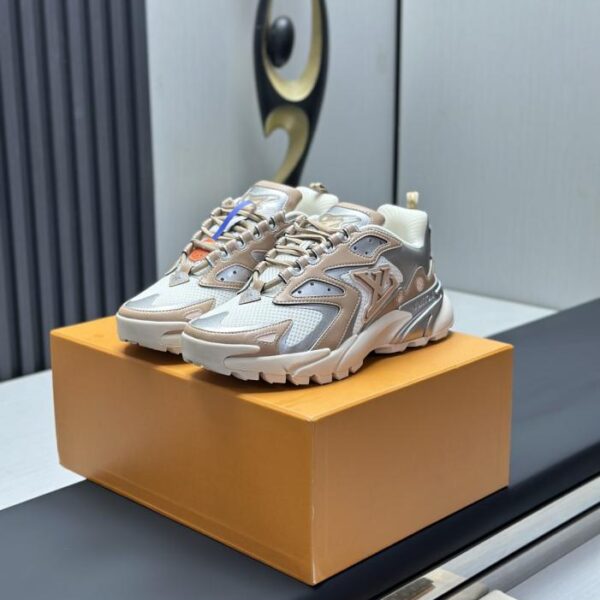 Scarpe da ginnastica Louis Vuitton RUNNER TATIC da papà (ZYLOE)