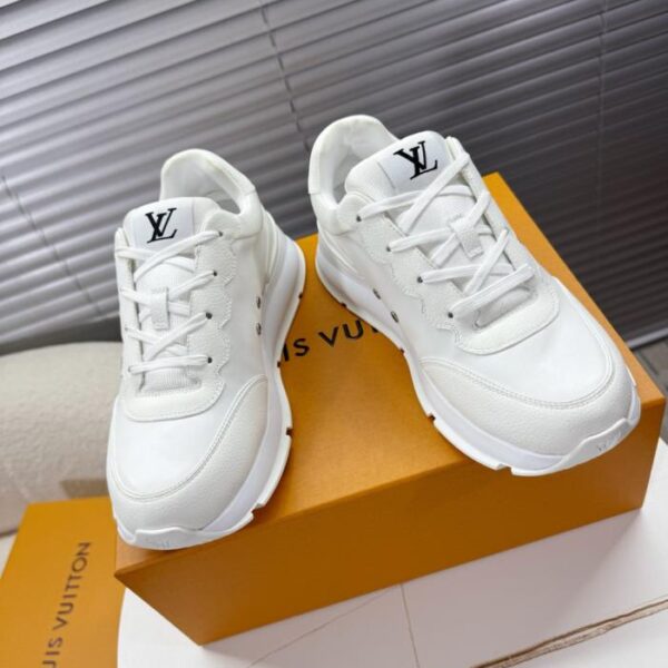 repliche,replica,perfette,siti di,affidabili,migliori siti,dove comprare,1:1,scarpe da ginnastica Scarpe sportive da uomo LV, ultime scarpe bianche, scarpe da papà (1065J)