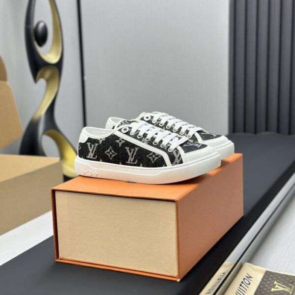 repliche,replica,perfette,siti di,affidabili,migliori siti,dove comprare,1:1,scarpe da ginnastica Sneakers bianche della collezione LV Time Out (6YONQ)