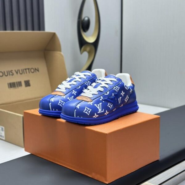 repliche,replica,perfette,siti di,affidabili,migliori siti,dove comprare,1:1,scarpe da ginnastica Set completo di imballaggio, versione top, modello nuovo della passerella classica Louis Vuitton (EA07R)