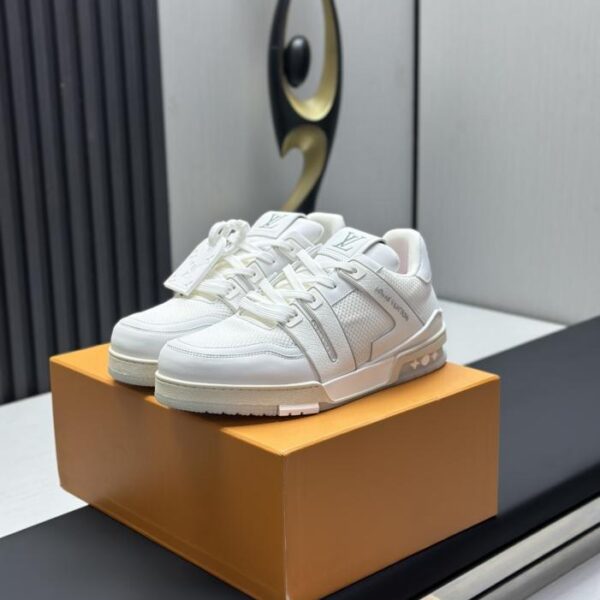 repliche,replica,perfette,siti di,affidabili,migliori siti,dove comprare,1:1,scarpe da ginnastica Versione top del nuovo modello da passerella classico di Louis Vuitton (PEEH3)