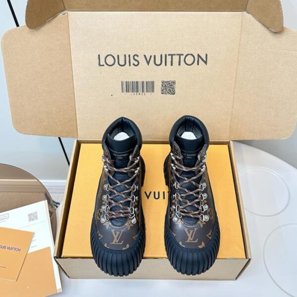 repliche,replica,perfette,siti di,affidabili,migliori siti,dove comprare,1:1,scarpe da ginnastica Stivali martin classici Louis Vuitton con punta larga di alta qualità (OEF69)