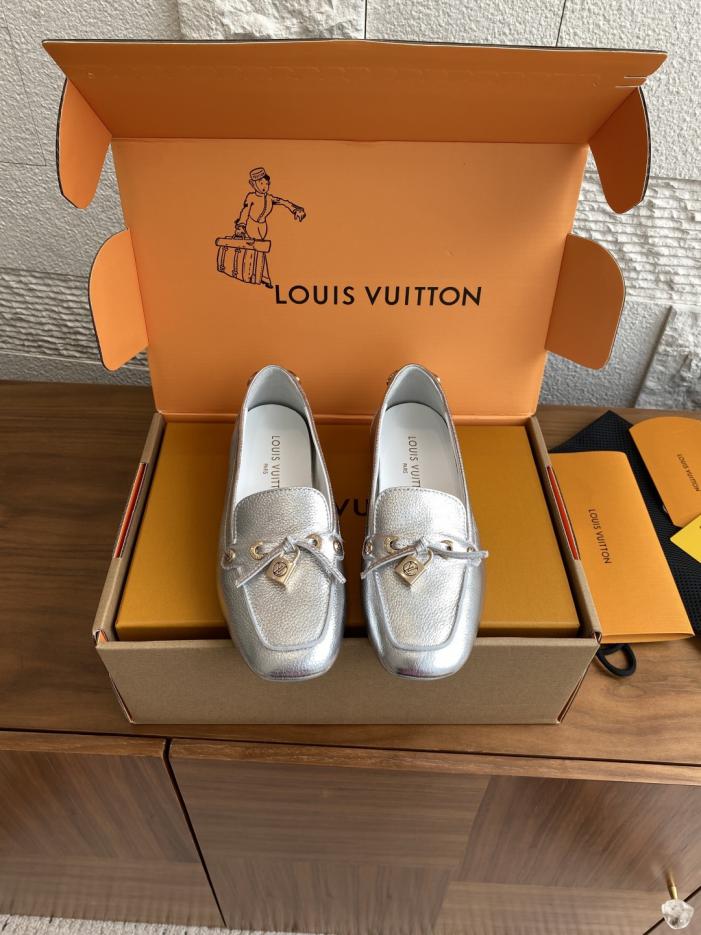 repliche,replica,perfette,siti di,affidabili,migliori siti,dove comprare,1:1,scarpe da ginnastica La nuova collezione autunno/inverno di Louis Vuitton presenta rivetti con lucchetti, mocassini, scarpe basse e scarpe casual (KEK4N). repliche,replica,perfette,siti di,affidabili,migliori siti,dove comprare,1:1,scarpe da ginnastica La nuova collezione autunno/inverno di Louis Vuitton presenta rivetti con lucchetti, mocassini, scarpe basse e scarpe casual (KEK4N).