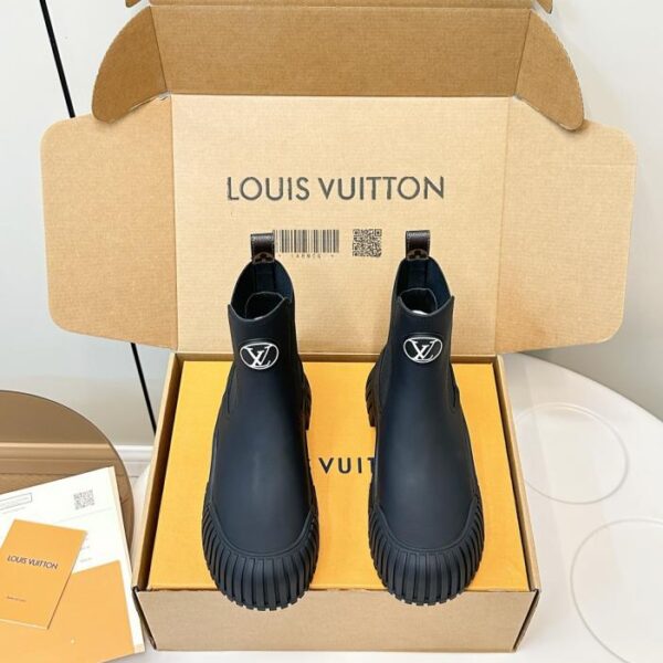 repliche,replica,perfette,siti di,affidabili,migliori siti,dove comprare,1:1,scarpe da ginnastica Versione top LOUIS VUITTON LV classic online celebrity Chelsea ankle boots LV Ruby ankle boots versione top (3Z6JR)