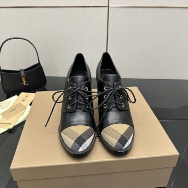 repliche,replica,perfette,siti di,affidabili,migliori siti,dove comprare,1:1,scarpe da ginnastica Versione alta delle scarpe col tacco Burberry (WUFWM)