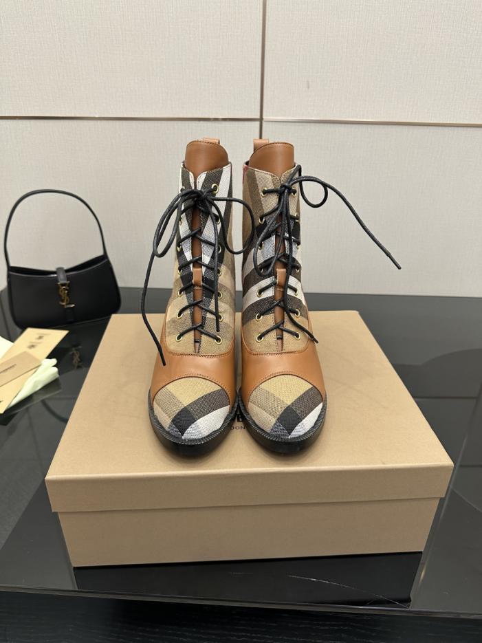 repliche,replica,perfette,siti di,affidabili,migliori siti,dove comprare,1:1,scarpe da ginnastica Stivali di alta moda Burberry (T07LW) repliche,replica,perfette,siti di,affidabili,migliori siti,dove comprare,1:1,scarpe da ginnastica Stivali di alta moda Burberry (T07LW)