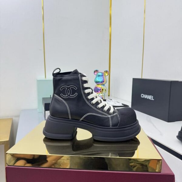 repliche,replica,perfette,siti di,affidabili,migliori siti,dove comprare,1:1,scarpe da ginnastica Stivaletti CHANEL (HKFRX)