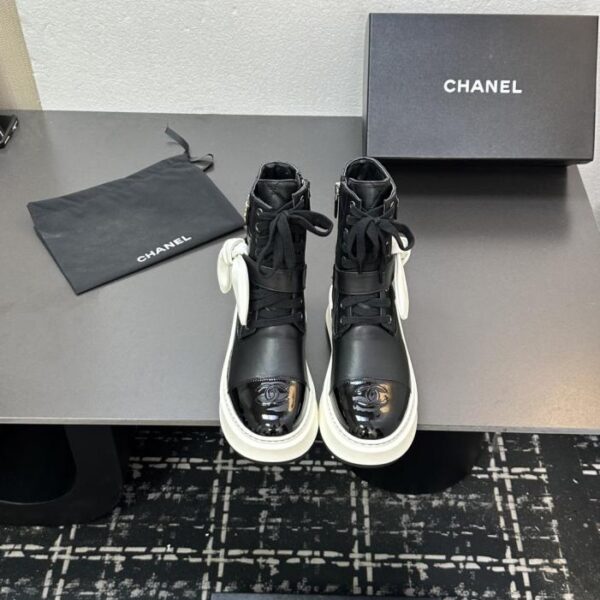 repliche,replica,perfette,siti di,affidabili,migliori siti,dove comprare,1:1,scarpe da ginnastica Collezione autunno/inverno CHANEL Stivali alti con suola spessa, fiocco e orecchie da coniglio Stivali lunghi Stivaletti (BRNKB)