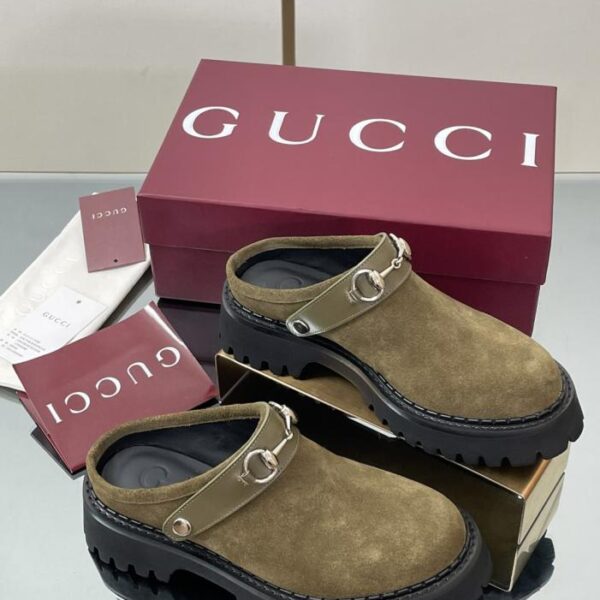 repliche,replica,perfette,siti di,affidabili,migliori siti,dove comprare,1:1,scarpe da ginnastica Mocassini con morsetto da donna Gucci per l’inizio dell’autunno, nuovi mocassini scanalati (7SQ8H)