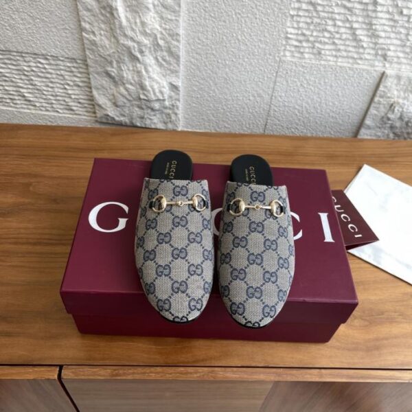repliche,replica,perfette,siti di,affidabili,migliori siti,dove comprare,1:1,scarpe da ginnastica Versione top GUCCI autunno e inverno nuovo stile pantofole basse con punta chiusa e morsetto (0F1DM)