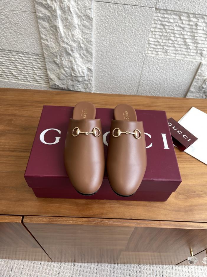 repliche,replica,perfette,siti di,affidabili,migliori siti,dove comprare,1:1,scarpe da ginnastica Mules flat con morsetto e punta chiusa, modello top di gamma GUCCI autunno/inverno (CNILS) repliche,replica,perfette,siti di,affidabili,migliori siti,dove comprare,1:1,scarpe da ginnastica Mules flat con morsetto e punta chiusa, modello top di gamma GUCCI autunno/inverno (CNILS)