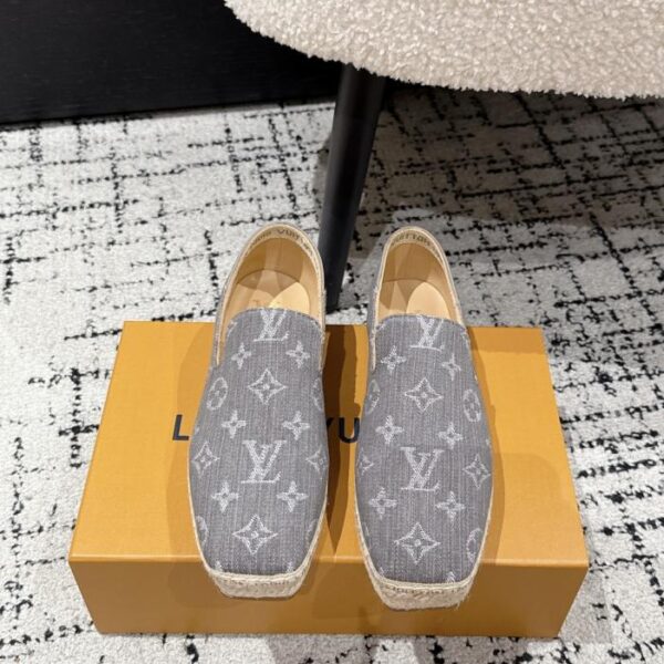repliche,replica,perfette,siti di,affidabili,migliori siti,dove comprare,1:1,scarpe da ginnastica Le nuove scarpe a secchiello in paglia ricamata di Louis Vuitton (0T5CB)