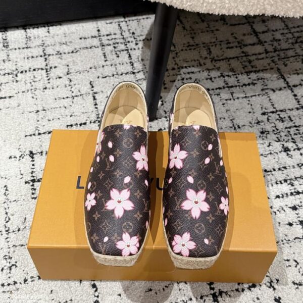 repliche,replica,perfette,siti di,affidabili,migliori siti,dove comprare,1:1,scarpe da ginnastica Novità di lusso firmata Louis Vuitton: scarpe da pescatore in paglia ricamata (JZN46)