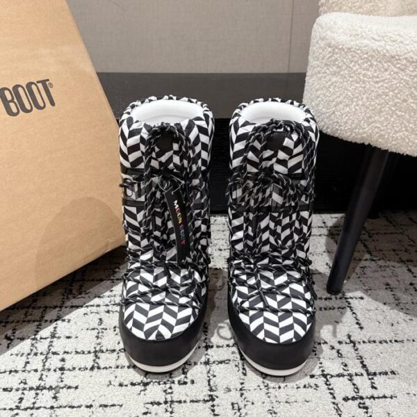 repliche,replica,perfette,siti di,affidabili,migliori siti,dove comprare,1:1,scarpe da ginnastica Versione top Moon Boot, ultimi stivali corti da neve in stile natalizio, brutti e carini, per l’autunno e l’inverno (UU465)