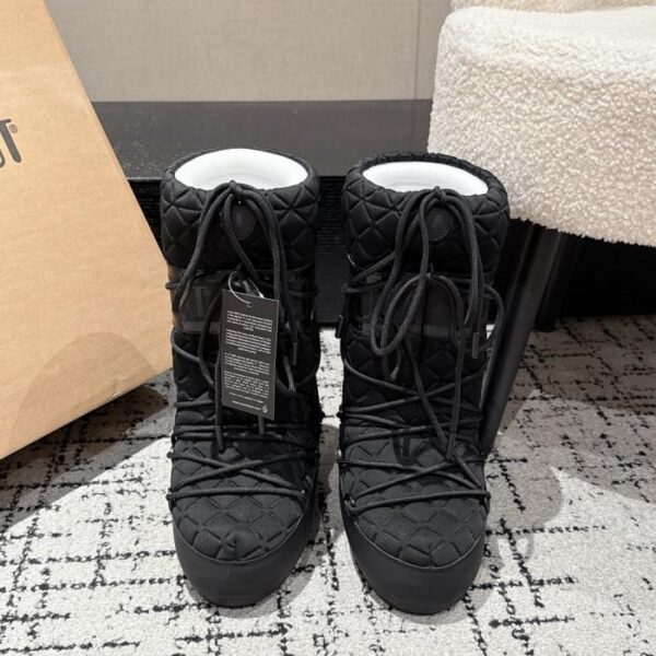 repliche,replica,perfette,siti di,affidabili,migliori siti,dove comprare,1:1,scarpe da ginnastica Versione top Moon Boot, ultimi stivali corti da neve in stile natalizio, brutti e carini, per l’autunno e l’inverno (6PVI2)